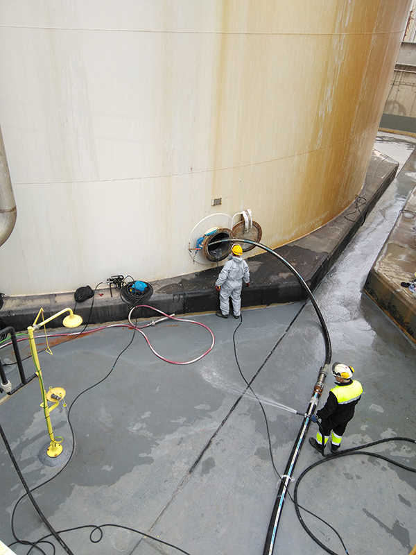 limpieza de tanques y depósitos de combustible con desgasificado y seguridad